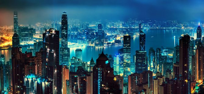 Đặc khu Hong Kong được Anh trao trả cho Trung Quốc năm 1997. Tuy nhiên, Hong Kong có hệ thống kinh tế và chính trị độc lập với Trung Quốc. Ảnh: BF.