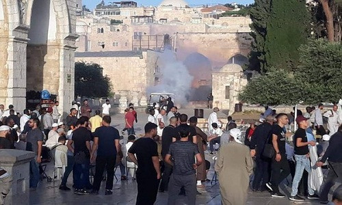 Đụng độ dữ dội đã xảy ra giữa lực lượng cảnh sát Israel và những tín đồ Hồi giáo Palestine hôm 2/6, đúng thời điểm người Israel bắt đầu kỳ nghỉ kỷ niệm Ngày Jerusalem - ngày Israel chiếm đóng khu vực phía Đông của thành phố này trong cuộc Chiến tranh Sáu ngày năm 1967. Ảnh: FNA.