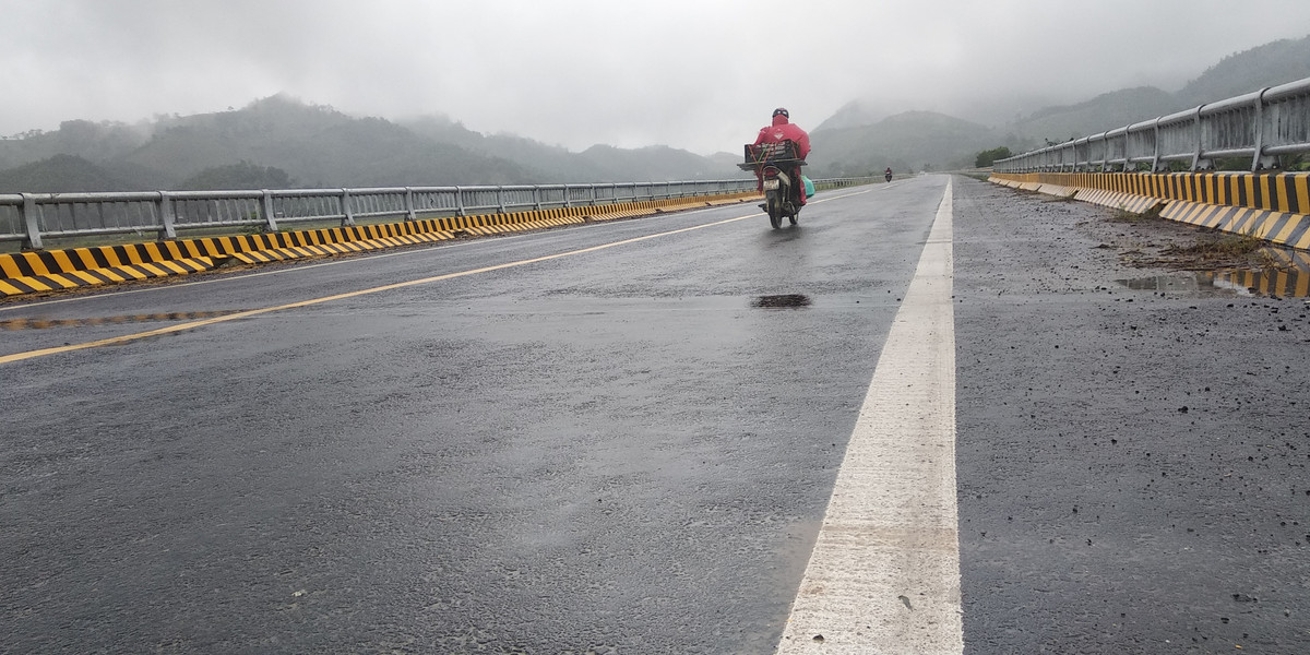Dự án nhằm nâng cao khả năng kết nối vận tải đường bộ giữa Hà Nội với Hòa Bình nói riêng và với khu vực Tây Bắc nói chung. Tốc độ thiết kế để xe chạy trên tuyến đường là 80 km/h.