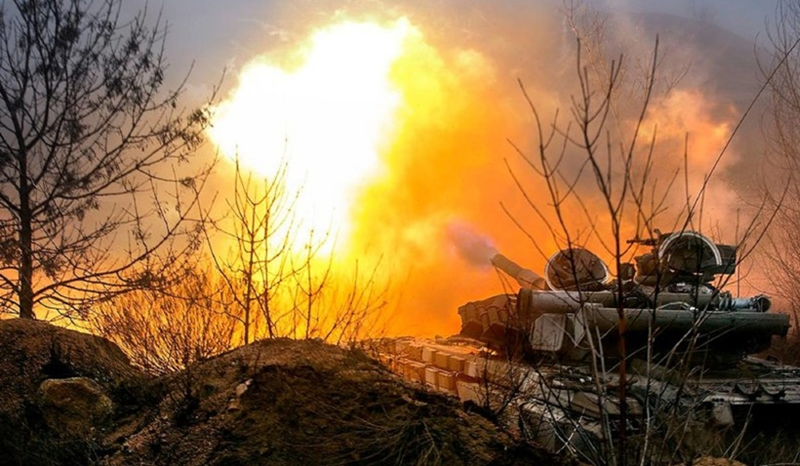 Toàn bộ các trang bị hạng nặng mà Quân đội Ukraine sử dụng tại đây đều do phương Tây cung cấp, không có bất kỳ thiết bị nào thuộc dòng vũ khí Liên Xô. Những trang bị này bao gồm Bradley, M113, Abrams, Leopard và các loại khí tài khác từ phương Tây. Ảnh minh họa.