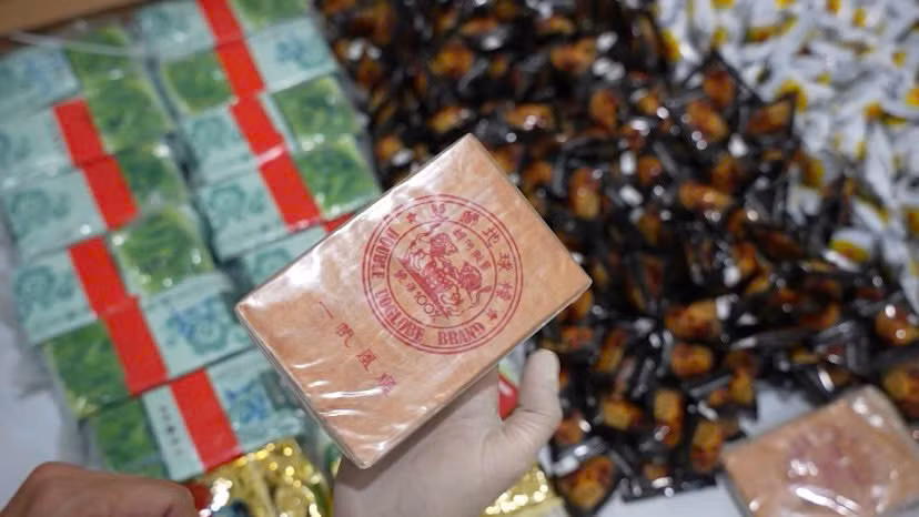 TP HCM: Triet pha duong day ma tuy xuyen bien gioi, thu giu so luong khung-Hinh-3