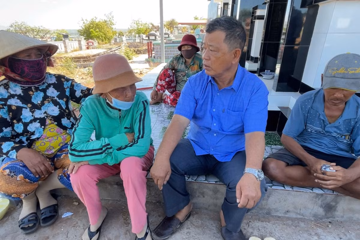 Tinh trang “xin deu” tai nghia trang Phan Thiet: Chinh quyen noi gi?