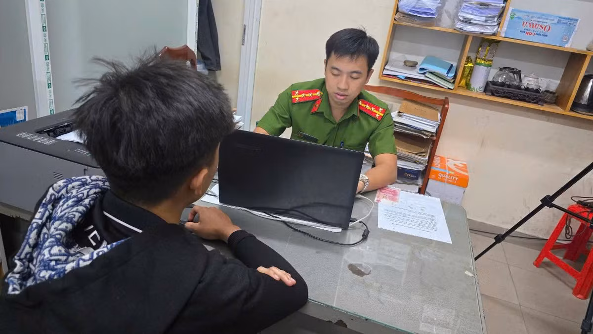 Vu nam sinh bi hanh hung nut so nao: Nghi do mau thuan tinh cam