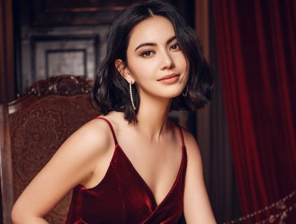 Davika Hoorne hiện được xem là sao nữ nổi tiếng nhất nhì Thái Lan nhờ ngoại hình nổi bật và nhan sắc vạn người mê.
