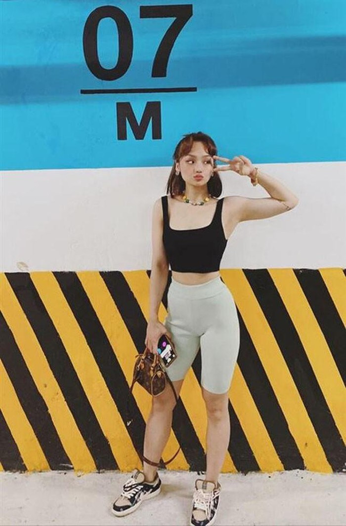 Dù rất thích mặc đồ tập gym và dạng quần biker shorts nhưng Miu Lê cũng thường xuyên mắc phải sự cố khá phản cảm.