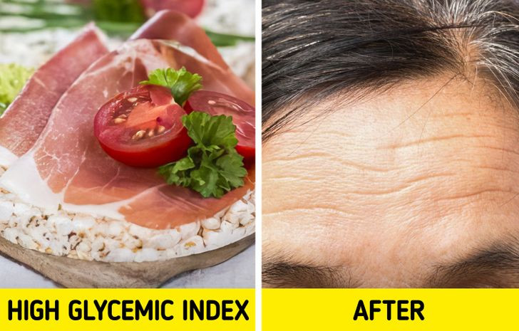 7. Bánh gạo: Món này thực sự có chỉ số đường huyết cao. Về cơ bản, điều này có nghĩa là chúng được cơ thể chúng ta phân hủy theo cách giống như đường. Tiêu thụ quá nhiều đường trong cơ thể làm giảm collagen và có thể làm tăng các dấu hiệu lão hóa.