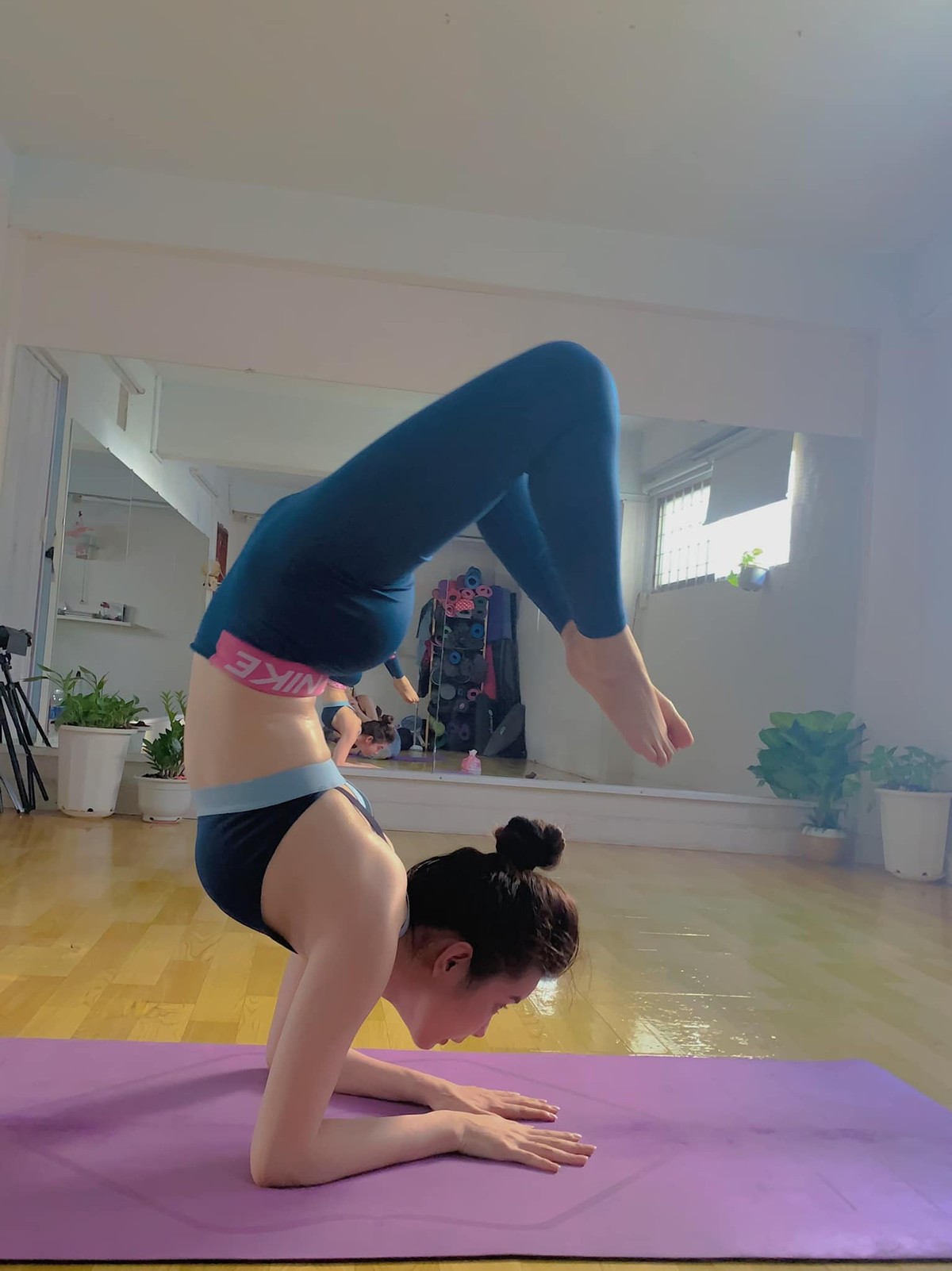 Sau thời gian được sự hướng dẫn bài bản của các thầy cô giáo, hiện tại Huỳnh Vy hoàn toàn có thể tự tập với lộ trình được đặt ra cụ thể và chi tiết theo thời gian.