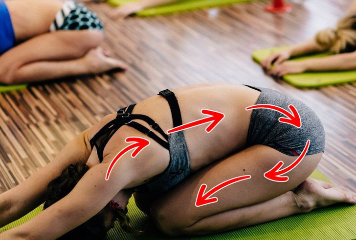 4. Tập yoga và Pilates: Cả yoga và Pilates đều là những bài tập hiệu quả để giữ cho cơ bắp khỏe mạnh và săn chắc, đồng thời sẽ giúp da săn chắc hơn.
