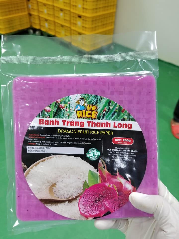 Sản phẩm bánh tráng thanh long để cuốn được khách Nhật Bản, Hàn Quốc ưa chuộng.