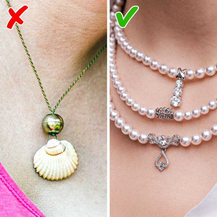 8. Phụ kiện phong cách đi biển: Năm 2019, phụ kiện làm bằng vỏ sò thực sự phổ biến. Nhưng ngày nay, mọi người yêu thích các phụ kiện màu sắc trung tính và dịu mắt như vòng ngọc trai.