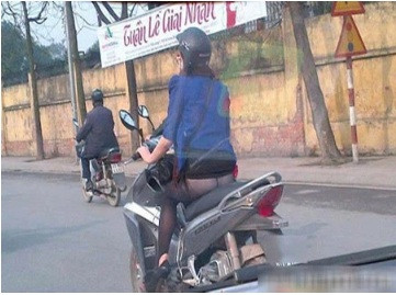 Việc chọn trang phục là quyền tự do cá nhân của mỗi người, tuy nhiên, việc ăn mặc quá hở hang lại khiến chị em mất đi vẻ đẹp và trở nên kém duyên trong mắt mọi người.