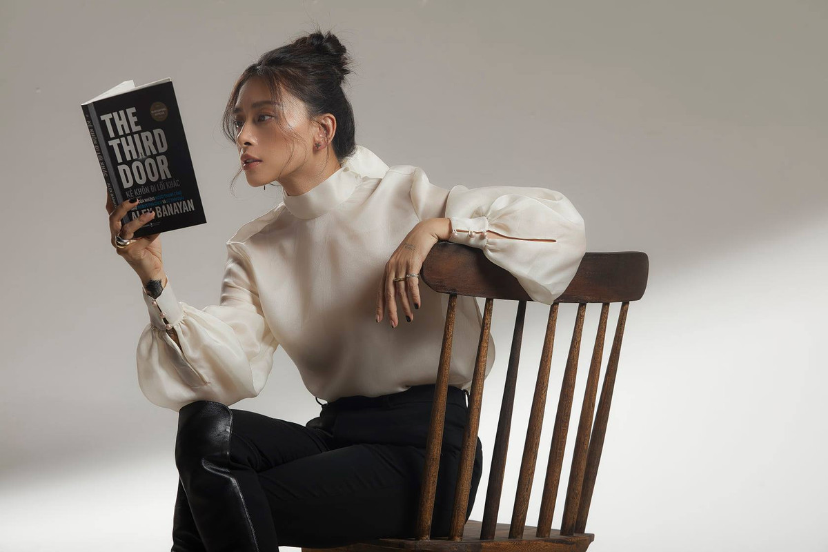 Biến thành một nàng công chúa chính hiệu khi chuyển phong cách bánh bèo.