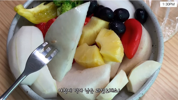 Hot girl Hàn Quốc giảm gần 5kg trong 1 tuần nhờ ăn khoai lang - Hình 4 Hot girl Han Quoc giam gan 5kg trong 1 tuan nho an khoai lang-Hinh-4