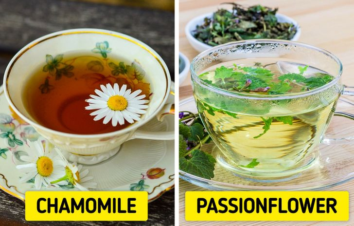 3. Trà thảo mộc: Đặc biệt, trà hoa cúc có chứa flavon và apigenin liều cao. Flavon làm giảm chứng viêm, mang lại giấc ngủ thoải mái hơn. Mặt khác, apigenin là một chất chống oxy hóa tuyệt vời có khả năng thúc đẩy cơn buồn ngủ và giảm tác động của chứng mất ngủ.