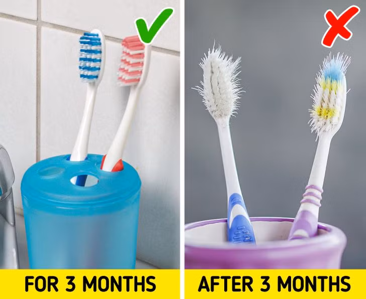 Nguyên nhân gây hôi miệng: Hôi miệng có thể xảy ra vì nhiều lý do, từ vệ sinh răng miệng kém đến bệnh nướu răng và sâu răng. Không sử dụng bàn chải đánh răng phù hợp hoặc không thay bàn chải 3-4 tháng/lần cũng có thể làm tăng khả năng mắc chứng hôi miệng. Trong một số trường hợp hiếm hoi, hơi thở có mùi có thể chỉ ra một số tình trạng sức khỏe tiềm ẩn, vì vậy, hãy đi khám nếu tình trạng này kéo dài. Ảnh: BS.