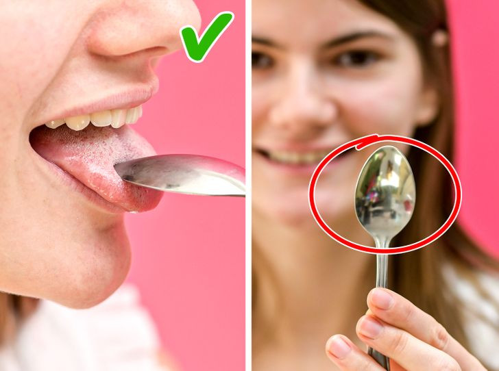 5. Dùng thìa: Lấy một chiếc thìa để cạo phần sau của lưỡi. Để khô một chút rồi ngửi. Bạn cũng nên kiểm tra lớp phủ mà bạn đã loại bỏ khỏi bề mặt lưỡi.