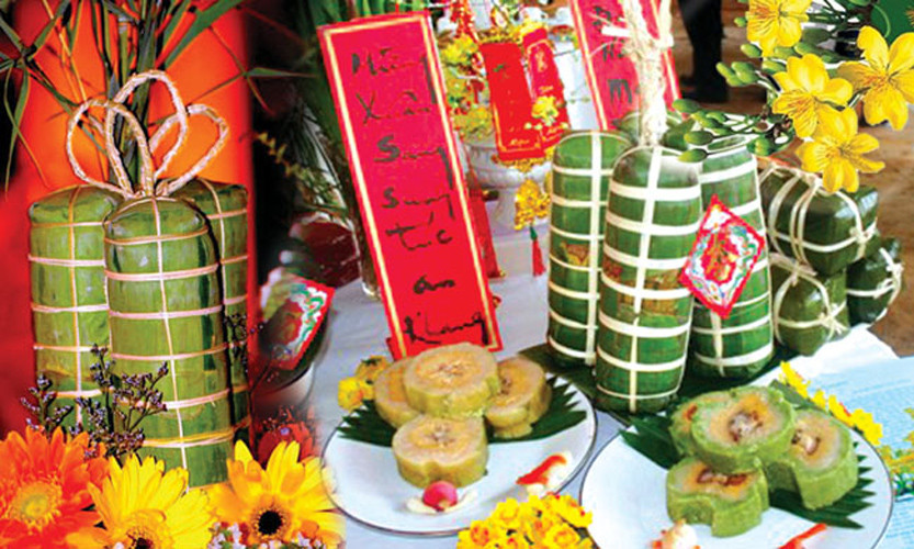 Ở miền Trung và miền Nam người dân còn gói bánh tét - nguyên liệu tương tự bánh chưng nhưng được gói hình trụ tròn. Vào những ngày cận Tết, những người trong gia đình sẽ quây quần bên nhau gói bánh chưng, bánh tét và hàn huyên ôn lại những kỉ niệm trong năm cũ.