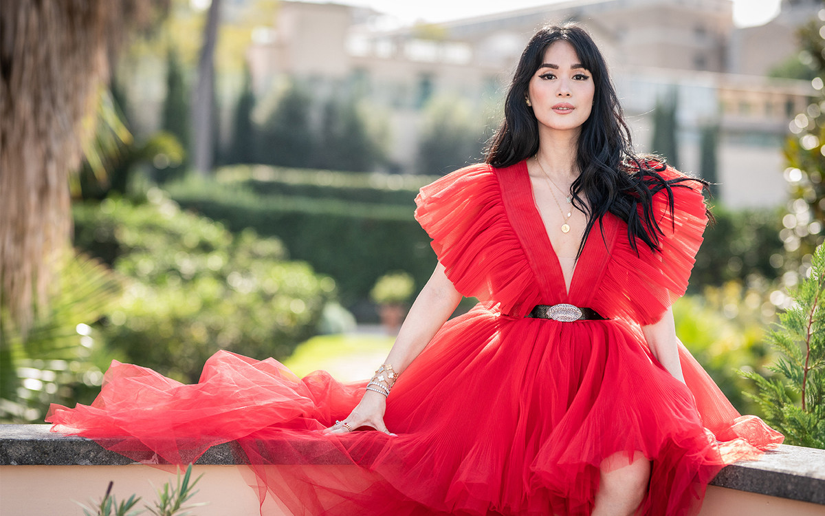 Heart Evangelista thường hay xuất hiện ở các sự kiện thời trang đình đám, sở hữu gu thời trang nóng bỏng nhưng vẫn đầy sang trọng.
