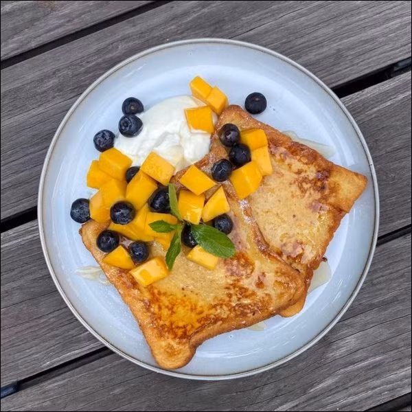 Để giữ dáng, làm đẹp và tốt cho sức khỏe cô còn thường xuyên tự chế biến và chia sẻ các món ăn "heathy" để ăn sáng được chị em rất hưởng ứng và học làm theo. Ảnh: IG.