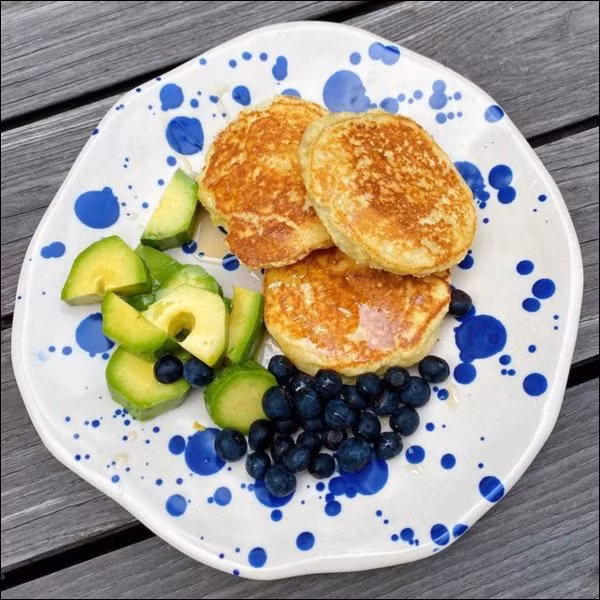 Hình ảnh chụp các món ăn tự tay nấu thường xuyên được Hà Tăng chia sẻ lên trang cá nhân giúp chị em có thêm nhiều thực đơn hấp dẫn ăn ngon.