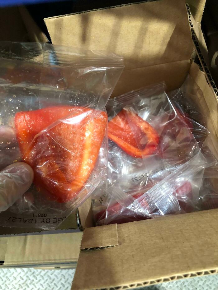 Muốn có một món xào thì liệu chúng ta phải mua bao nhiêu miếng ớt chuông đóng gói này?