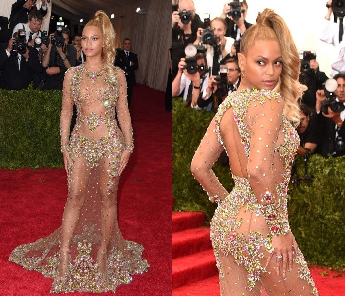 Chiếc váy Givenchy Haute Couture của Beyoncé tại buổi dạ tiệc MET 2015 được xếp vào một trong những bộ váy hở bạo nhất lịch sử thảm đỏ.