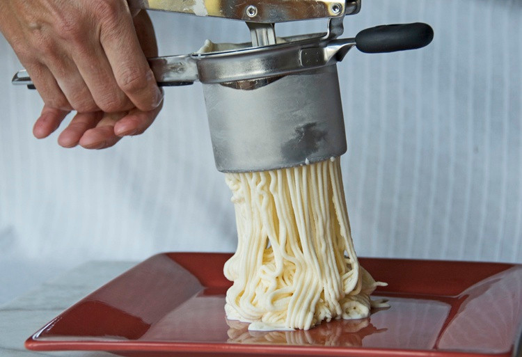 Khách hàng có thể bị lừa rằng họ đang ăn một bữa ăn mì Ý ngon miệng nhưng trên thực tế, đó là một món kem tráng miệng ngọt ngào.