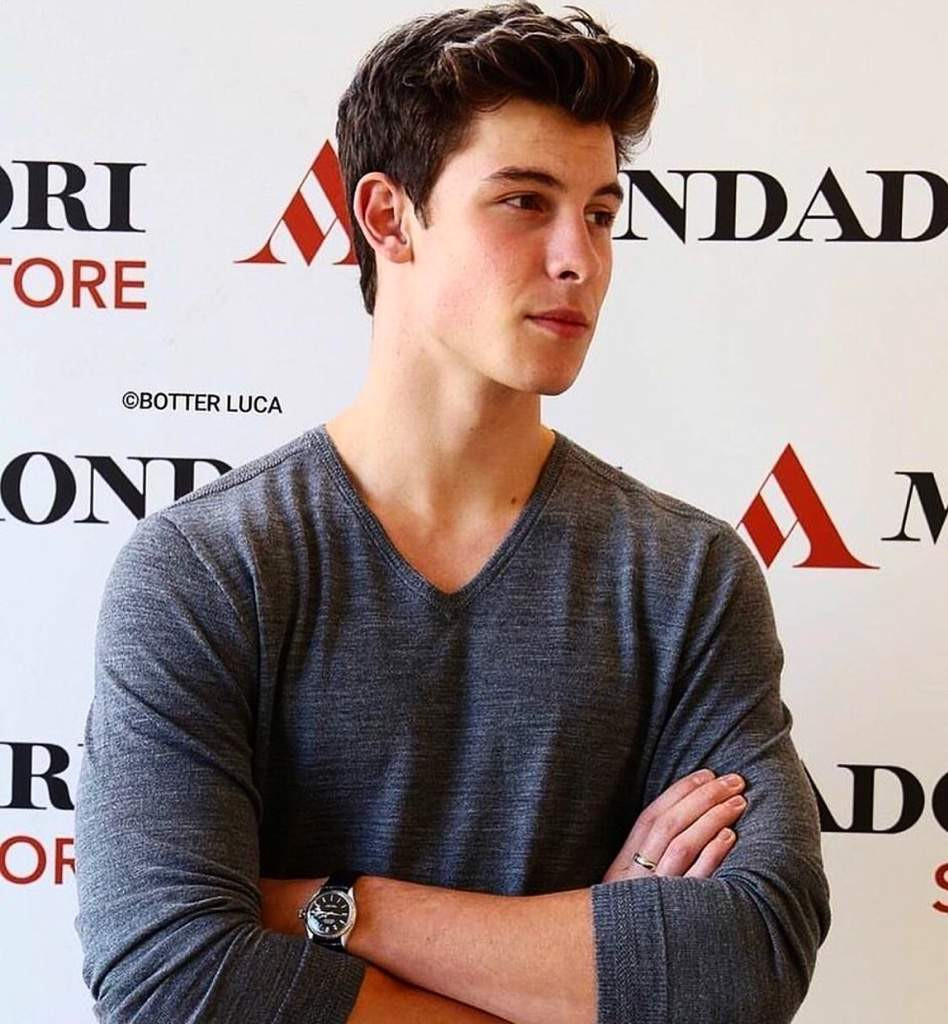 Trước khi tập luyện, Shawm khởi động với 30 phút, trong đó có 10 phút chạy cardio. Điều này giúp anh làm nóng cơ thể, tránh những chấn thương đáng tiếc xảy ra trong lúc luyện tập.