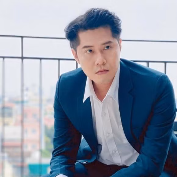 Vo sap cuoi ke lai giay phut dien vien Hai Dang tu can luoi