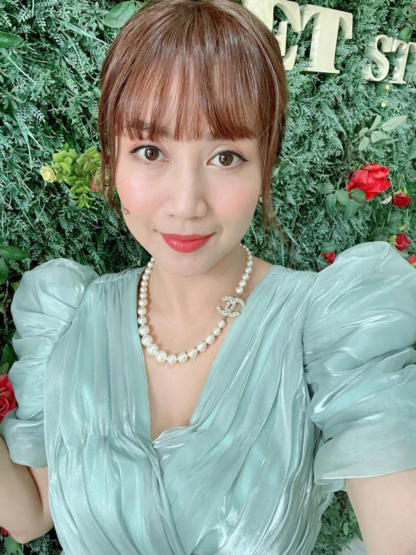 Ở tuổi ngoài 30, bên cạnh duy trì tập thể dục, Ốc Thanh Vân còn giữ sức khỏe bằng việc cố gắng ngủ đủ giấc và ăn uống khoa học.