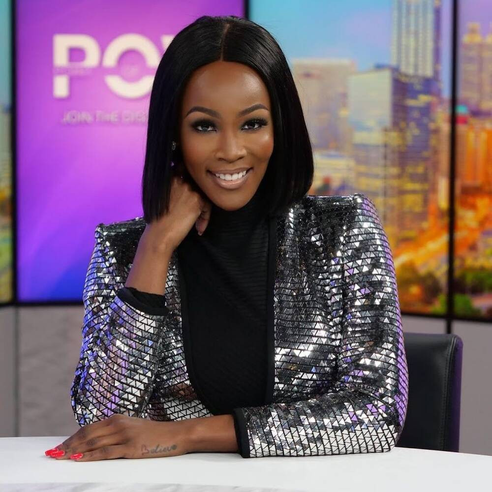 Jazell Barbie Royale chọn trang phục chỉnh chu và lịch sự hơn. Ảnh: Internet.