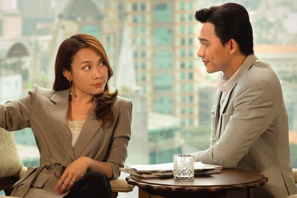 Ngoài những cử chỉ ngọt ngào, tình tứ thì các bộ đồ đôi cực chất của Mỹ Tâm và Mai Tài Phến cũng nhiều lần khiến khán giả thích thú.