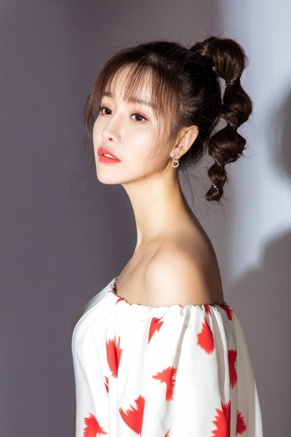 Sau sự cố của mình, nữ diễn viên cũng đưa ra lời khuyên cho mọi người, đặc biệt là những cô gái, không nên đi phẫu thuật tại các bệnh viện không uy tín. Ảnh: Internet.