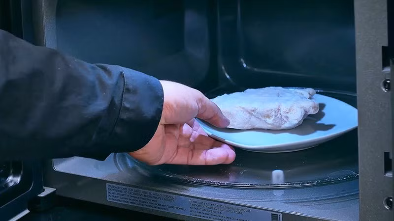 Tiet lo cach tru dong thuc pham mua dich, do ngon nhu moi-Hinh-7