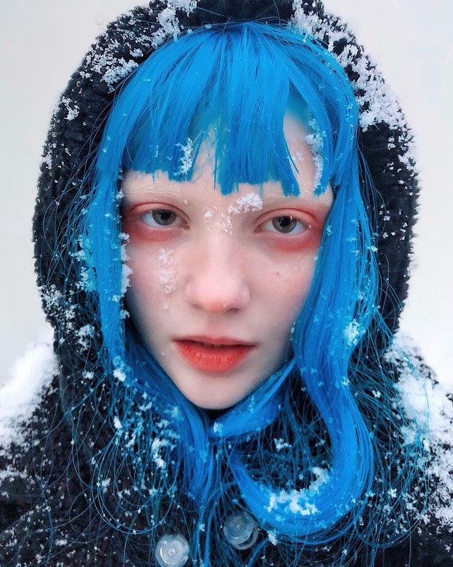 Báo chí Đài Loan (Trung Quốc) ưu ái nhận xét về các màn hóa thân của cô nàng: "Cô ấy đẹp đến nỗi không giống người thật, chẳng khác nào những nhân vật bước ra từ cổ tích".