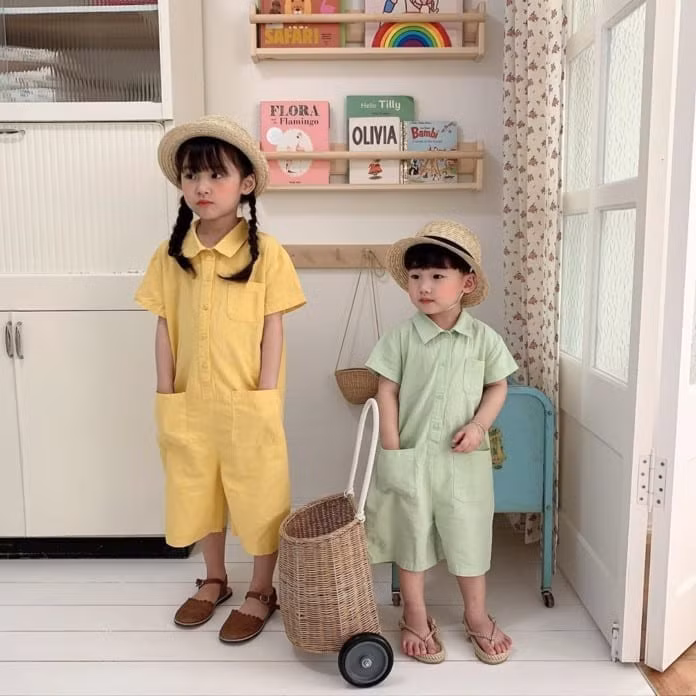 Gahee còn một em trai 4 tuổi tên Hyunsoo, cũng làm người mẫu nhí như chị.