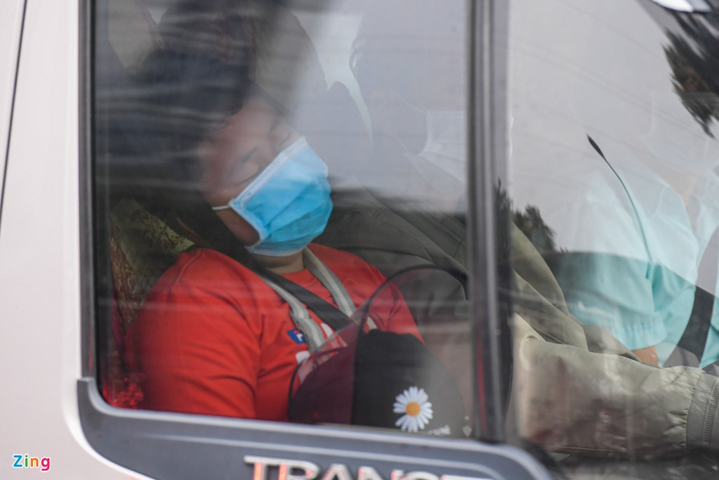 Một tài xế cho biết cao tốc Pháp Vân - Cầu Giẽ có 2 điểm ùn tắc thuộc địa phận quận Hoàng Mai và huyện Phú Xuyên. Tài xế mất khoảng 15-20 phút để đi qua mỗi khu vực này.