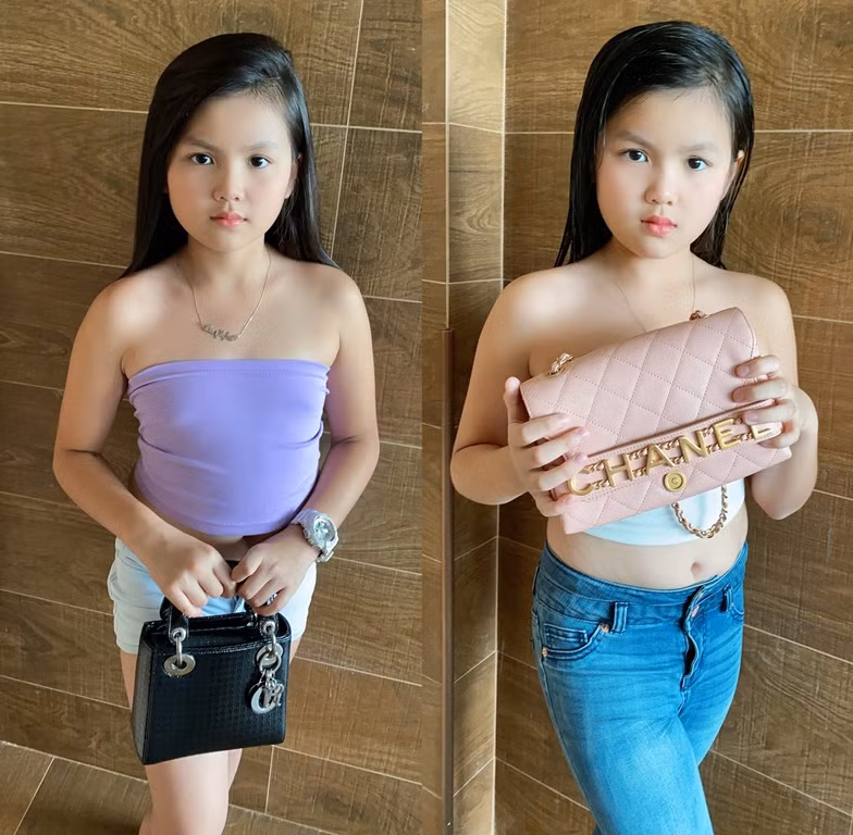 Trong khi đó, cô con gái Olivia của Phương Lê cũng sở hữu chiếc túi Dior màu đen trị giá khoảng 90 triệu đồng và túi hồng pastel của Chanel giá khoảng 110 triệu đồng. Ảnh: FB, IG.