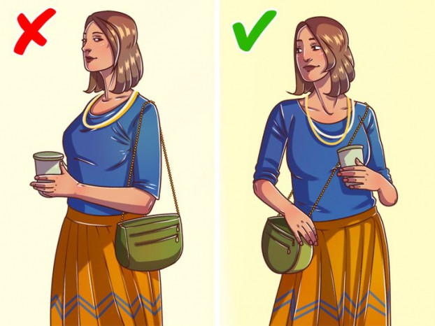 Túi dây xích trông thời trang hơn những chiếc túi quai to bản nhưng lại dễ gây đau vai và lưng. Tuy nhiên, chất liệu kim loại dễ để lại vết hằn hay thậm chí là bầm tím trên vai khi đeo trong thời gian dài. Để giảm thiểu tình trạng này, bạn nên đeo chéo và thường xuyên đổi bên. Ảnh: BS. 