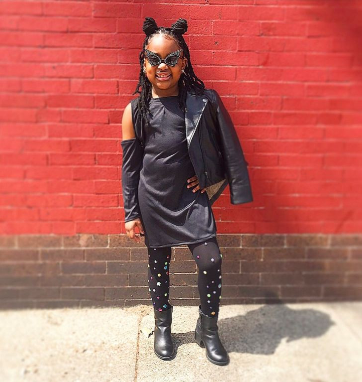 Không chỉ lên đồ cực chất, Ava còn biết cách tạo dáng rất sành điệu. Ảnh: IG.