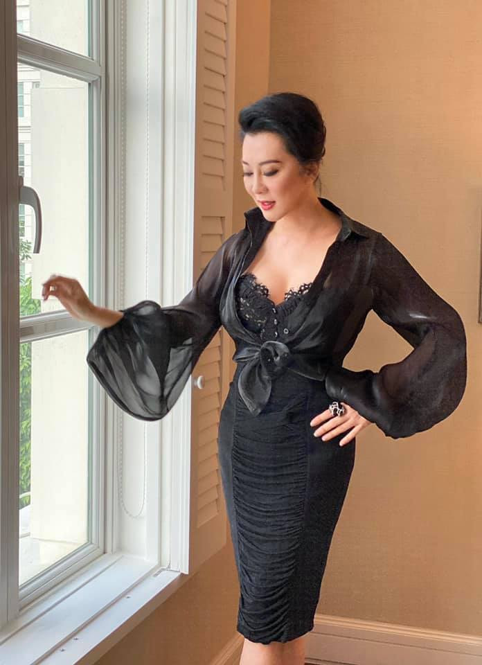 Theo MC Kỳ Duyên, nội tiết tố nữ là yếu tố quan trọng tạo nên vẻ đẹp của người phụ nữ: từ da, ngực, bụng, cơ thể… và cứ mỗi năm phụ nữ sẽ mất khoảng hơn 1% estrogen tự nhiên. Do đó, cô luôn khuyên các chị em độ tuổi từ 25 trở lên hãy bắt đầu chú ý đến việc bổ sung estrogen cho cơ thể chứ không nên đợi khi lớn tuổi, lúc thiếu hụt rồi mới bổ sung.