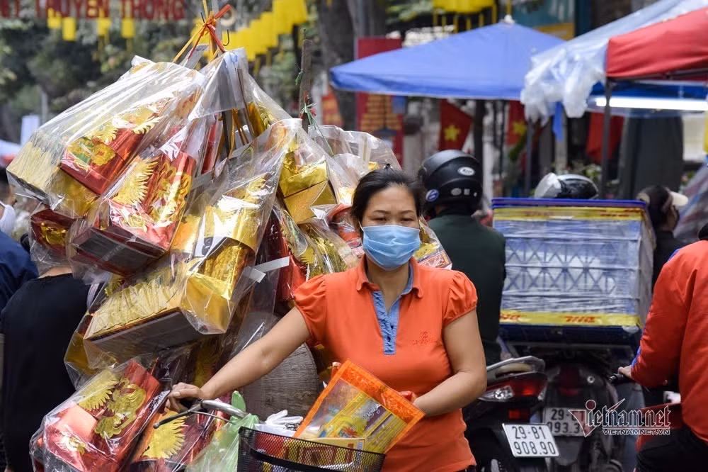 Dan Thu do do ve pho hang Ma sam le cung ong Cong ong Tao-Hinh-2