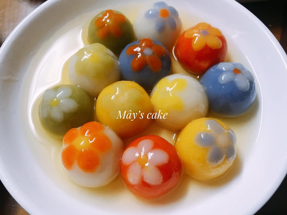 Những mẫu bánh nhiều màu sắc, hình thù độc đáo được các bà nội trợ yêu thích trong dịp này.