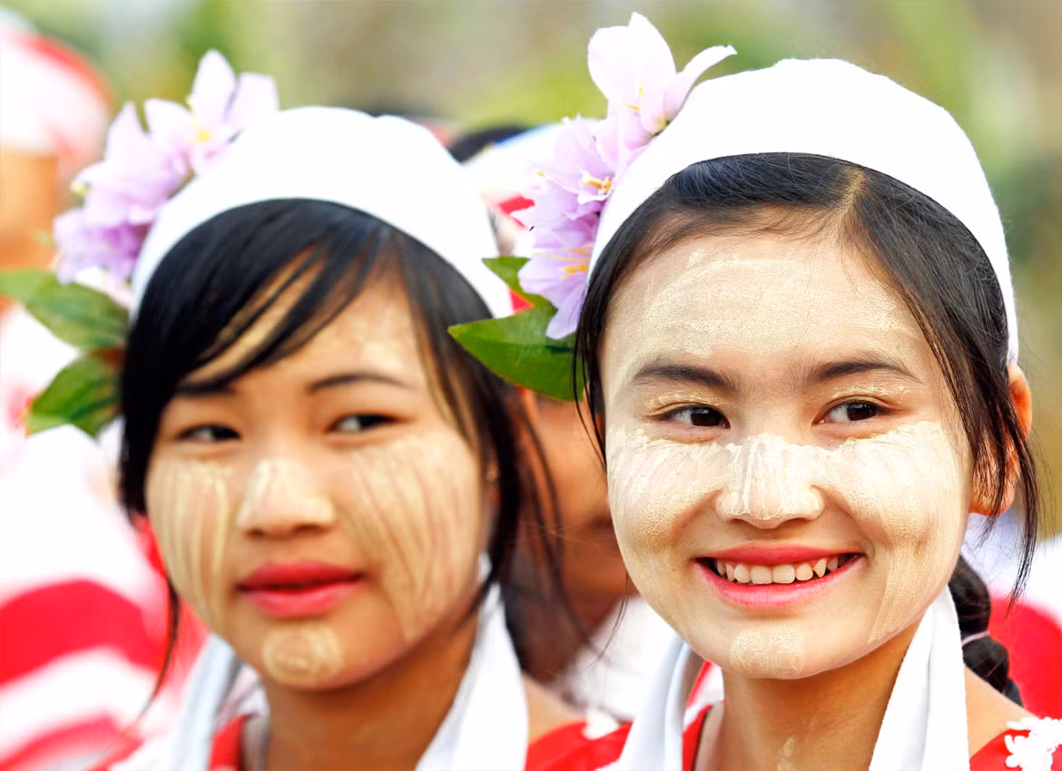 Kham pha bi quyet lam dep truyen thong “cuc la” cua phu nu Myanmar-Hinh-10