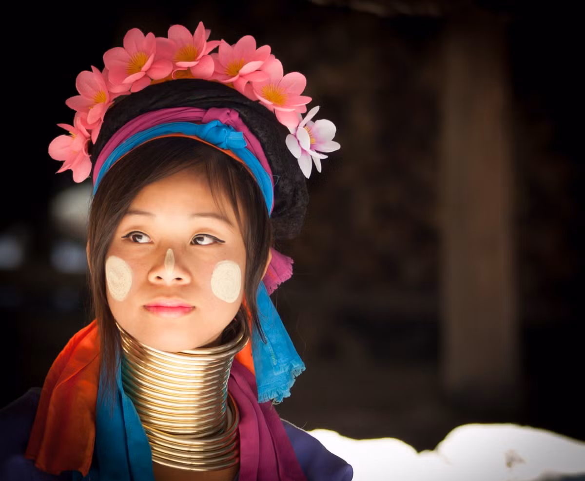 Kham pha bi quyet lam dep truyen thong “cuc la” cua phu nu Myanmar-Hinh-2