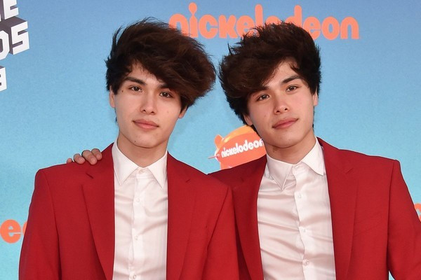 Nhieu YouTuber vuong lao ly vi video nghich dai