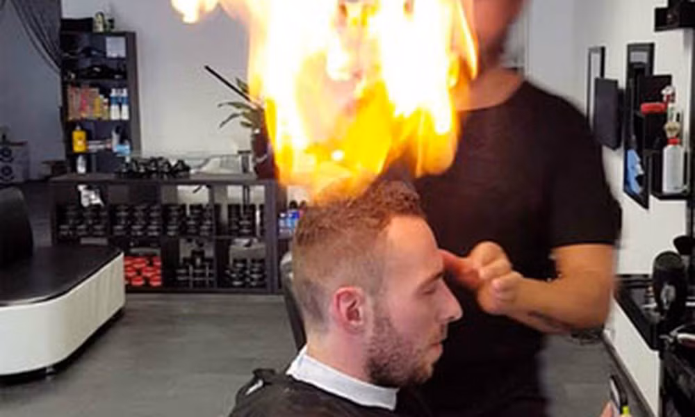 Theo Menshikov, kiểu cắt tóc này không phải dành cho tất thảy mọi người. Tuy nhiên, chỉ vị khách nào can đảm mới dám thử sức với cách làm đẹp này.