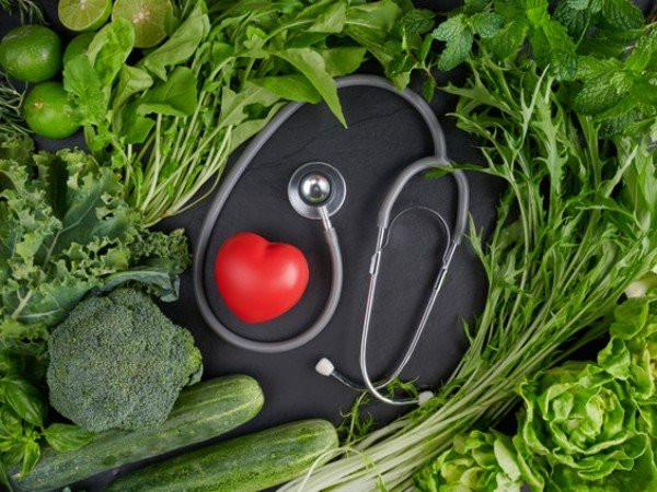 Bông cải xanh: Được biết đến là một trong những thực phẩm lành mạnh nhất trên thế giới, bông cải xanh rất giàu axit folic và crom. Cả hai đều được biết là có tác dụng thúc đẩy tâm trạng và khiến bạn cảm thấy tuyệt vời. Ảnh: Internet.