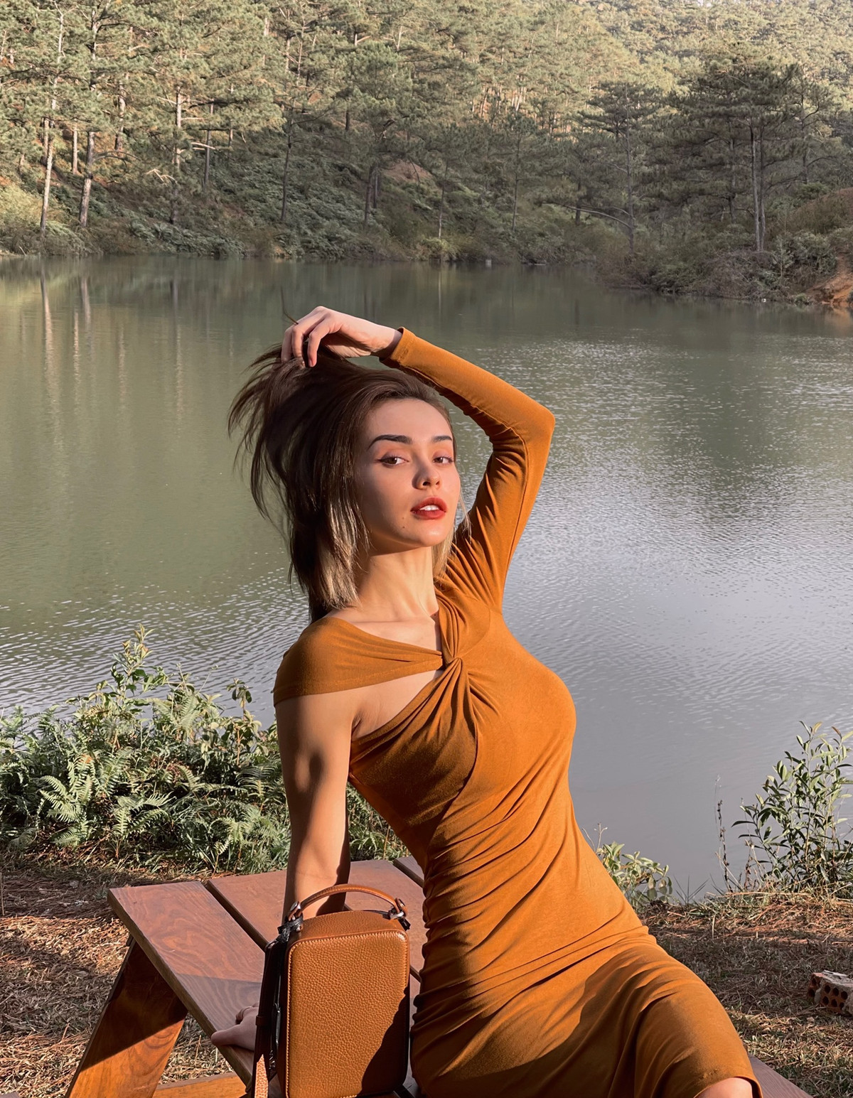 Cô từng tham gia các show thời trang đình đám như F – Show, Thời trang và đam mê, Thời trang và nhân vật… cùng với các người mẫu tên tuổi khác.