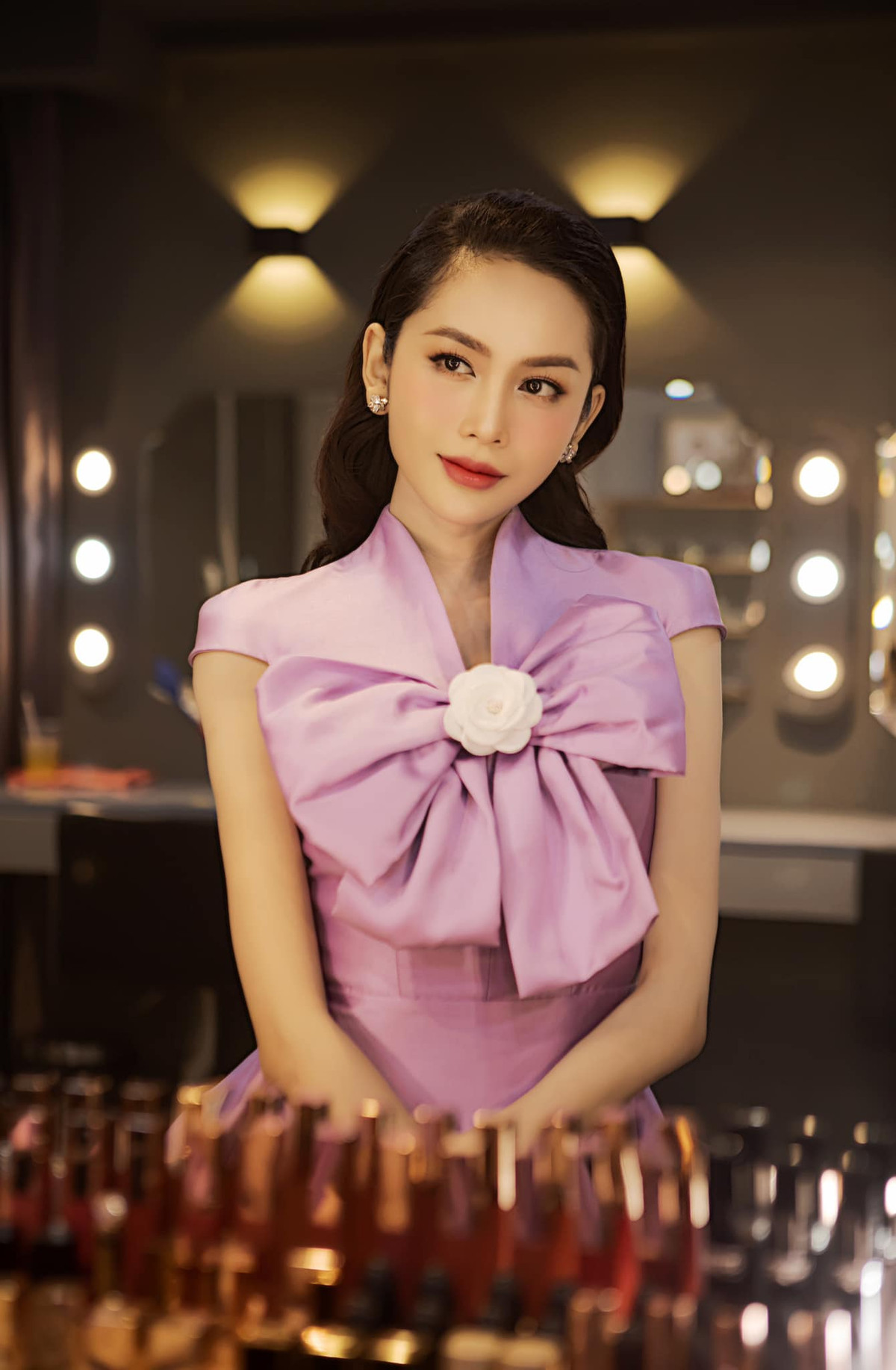 Nhờ tập luyện chăm chỉ mà người đẹp chuyển giới đã có đường những đường cong nóng bỏng và tự tin diện những trang phục gợi cảm, ôm sát. Ảnh: IT.